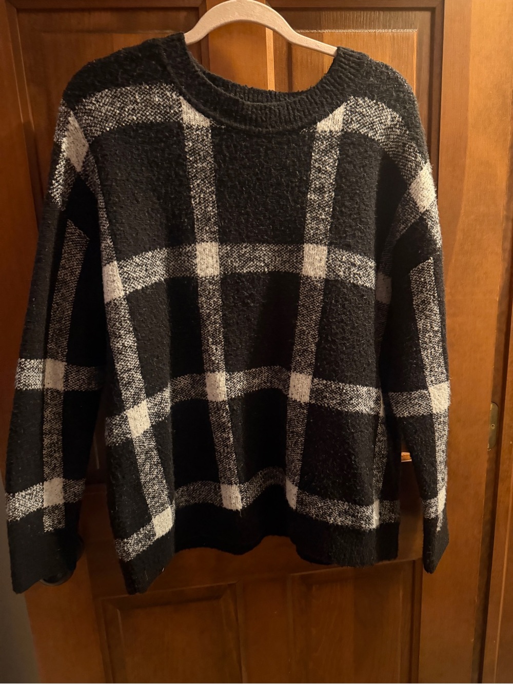 Anne Klein Black and White Plaid Crewneck Sweater